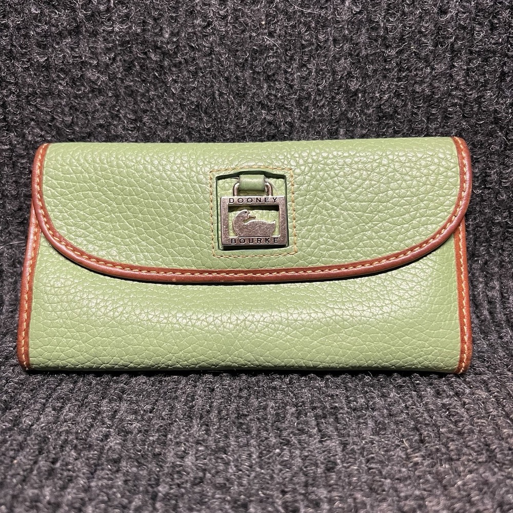 Dooney Bourke Green Pebbled Leather Women's Clutch Wallet Tan Trim